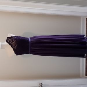 Gorgeous dress .